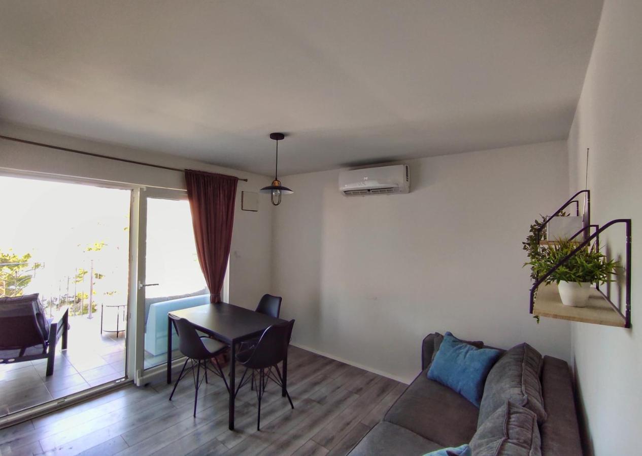 Feel Dugi Otok - Apartment Sofia Luka  ภายนอก รูปภาพ